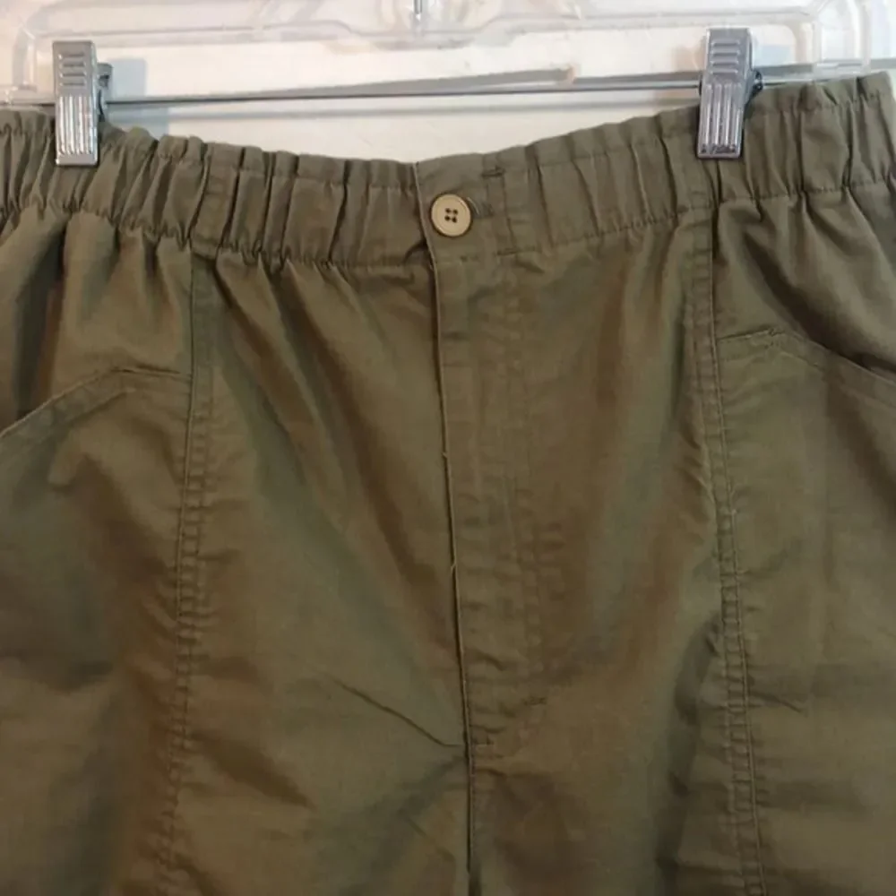 Elastic Waist Olive Green‎ Shorts with Pockets Casual Comfy Everyday